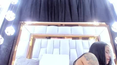 Snapshot of rileysweett chatting on May 17, 2026, 12:23 pm Riley online show from May 17, 2026, 12:23 pm