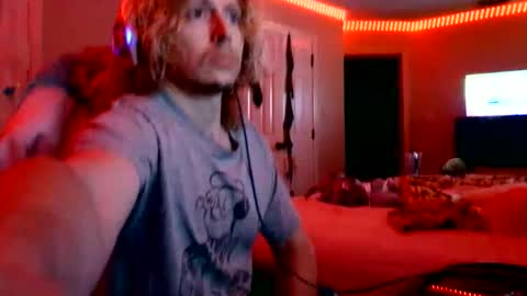 Snapshot of rimmyblondeass chatting on May 19, 2026, 7:04 am TheRealCatNoir online show from May 19, 2026, 7:04 am