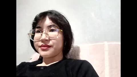 Rina 333 online show from March 23, 2026, 2:43 pm