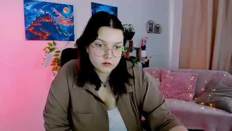 Rina online show from July 8, 2026, 9:14 am