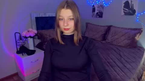 rinacake online show from November 22, 2025, 12:59 pm