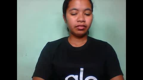 Snapshot of rinah856024 chatting on June 2, 2026, 6:32 pm rinah856024 online show from June 2, 2026, 6:32 pm