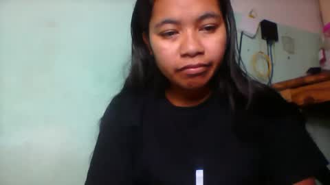 Snapshot of rinah856024 chatting on June 3, 2026, 6:38 am rinah856024 online show from June 3, 2026, 6:38 am