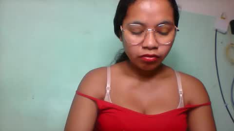 Snapshot of rinah856024 chatting on June 4, 2026, 4:24 pm rinah856024 online show from June 4, 2026, 4:24 pm