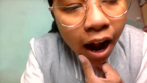 rinah856024 online show from June 24, 2026, 5:39 am