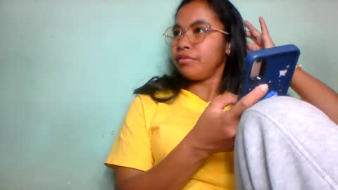 rinah856024 online show from June 28, 2026, 4:57 pm