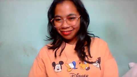 rinah856024 online show from July 25, 2026, 4:04 pm