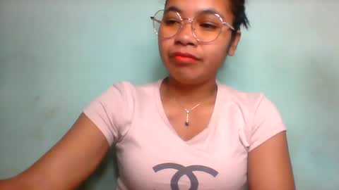 rinah856024 online show from July 28, 2026, 3:32 pm