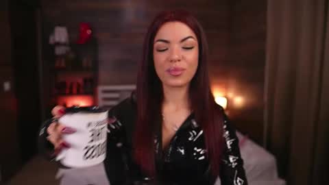 rinathequeen online show from February 2, 2026, 6:45 am