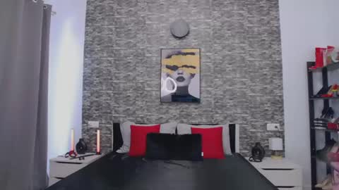 rinathequeen online show from April 28, 2026, 2:00 pm