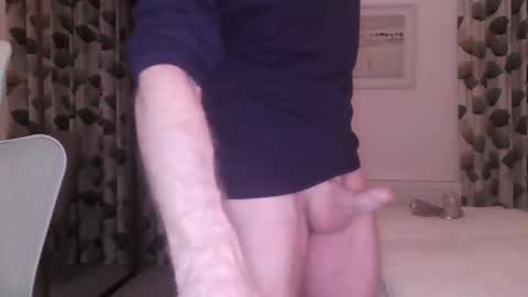 Snapshot of ringomar chatting on November 17, 2025, 7:47 am Rob online show from November 17, 2025, 7:47 am