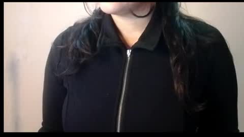 Snapshot of riribabexo chatting on November 18, 2025, 3:27 pm Riri online show from November 18, 2025, 3:27 pm