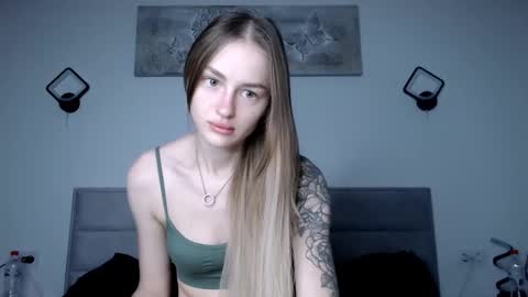 Snapshot of rita_orra chatting on November 2, 2025, 8:28 am Rita online show from November 2, 2025, 8:28 am