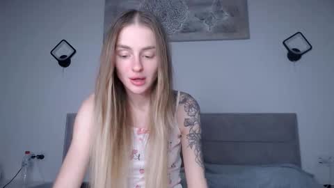 Snapshot of rita_orra chatting on December 14, 2025, 6:34 pm Rita online show from December 14, 2025, 6:34 pm