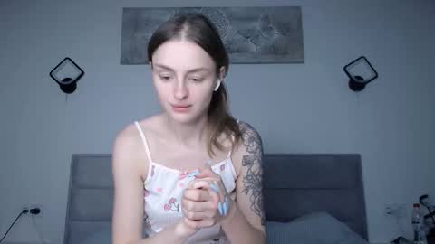 Snapshot of rita_orra chatting on December 19, 2025, 11:28 am Rita online show from December 19, 2025, 11:28 am