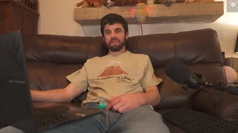 Ryan aka KeylimeRy online show from January 9, 2025, 2:54 am