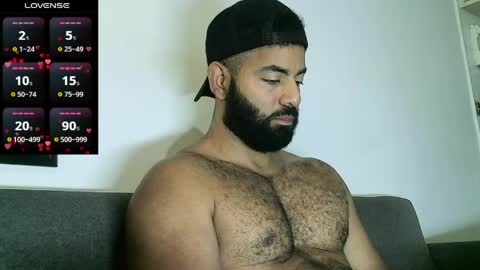 SebasRoa online show from April 13, 2026, 5:40 pm