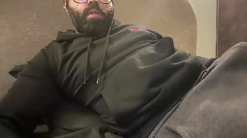 roamexotic00 online show from February 4, 2026, 12:16 am