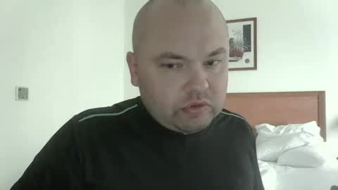 rob18997 online show from December 5, 2025, 11:19 am