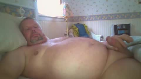 Snapshot of rob9271963 chatting on January 11, 2025, 12:40 pm Rob online show from January 11, 2025, 12:40 pm