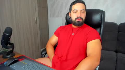 Snapshot of robby_k chatting on January 15, 2025, 12:51 am Robby online show from January 15, 2025, 12:51 am
