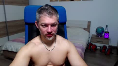 Snapshot of robbyshawz chatting on February 4, 2026, 5:24 am robbyshawz online show from February 4, 2026, 5:24 am