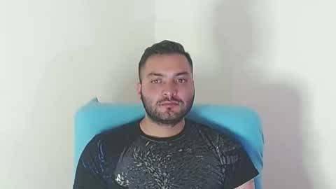 Stiven - online show from November 8, 2025, 10:08 pm