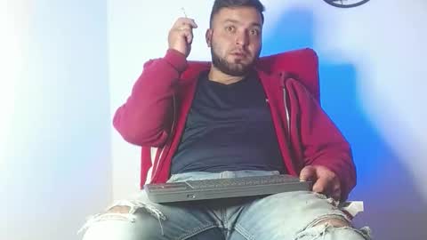 Snapshot of robert_leroy chatting on May 19, 2026, 4:19 am Stiven - online show from May 19, 2026, 4:19 am