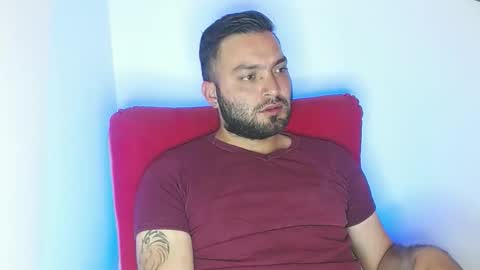 Snapshot of robert_leroy chatting on May 26, 2026, 5:42 pm Stiven - online show from May 26, 2026, 5:42 pm