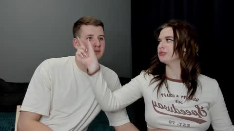 Lisa and Robert  i am online all days 900 am GMT3   online show from January 15, 2025, 12:15 pm