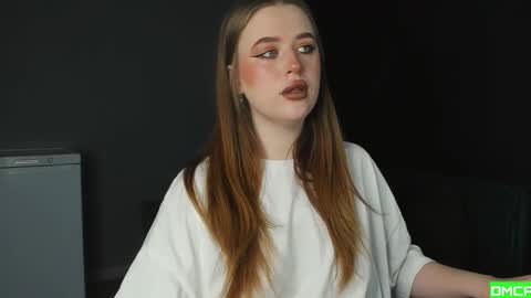 Lisa and Robert  i am online all days 900 am GMT3   online show from December 17, 2025, 4:07 am