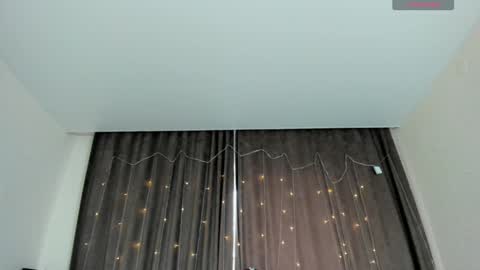 Snapshot of robertamorelly chatting on December 18, 2024, 8:20 am Betty online show from December 18, 2024, 8:20 am