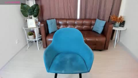 Snapshot of robertamorelly chatting on January 24, 2025, 8:13 am Betty online show from January 24, 2025, 8:13 am