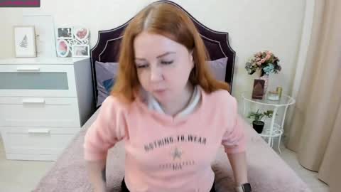 Snapshot of robertamorelly chatting on February 20, 2025, 8:39 am Betty online show from February 20, 2025, 8:39 am