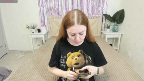 Snapshot of robertamorelly chatting on March 6, 2025, 8:52 am Betty online show from March 6, 2025, 8:52 am