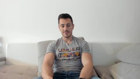 roberto4ever online show from April 1, 2026, 10:05 am