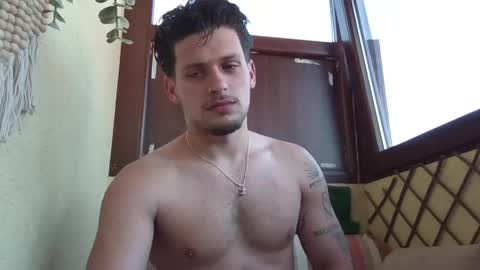 Snapshot of roberto_twink1 chatting on May 29, 2026, 6:55 am Roberto online show from May 29, 2026, 6:55 am