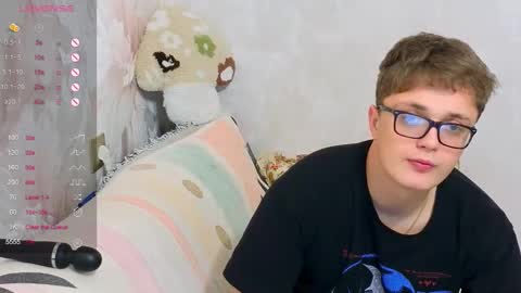 Snapshot of robertokingsize chatting on December 16, 2025, 10:59 pm robertokingsize online show from December 16, 2025, 10:59 pm