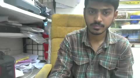 Snapshot of robertsalia220 chatting on January 18, 2025, 12:04 pm Robertsalia online show from January 18, 2025, 12:04 pm