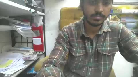 Snapshot of robertsalia220 chatting on February 6, 2025, 1:54 pm Robertsalia online show from February 6, 2025, 1:54 pm