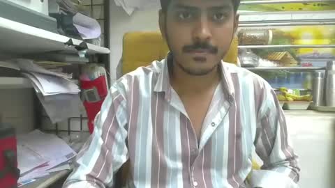 Snapshot of robertsalia220 chatting on March 8, 2025, 12:52 pm Robertsalia online show from March 8, 2025, 12:52 pm