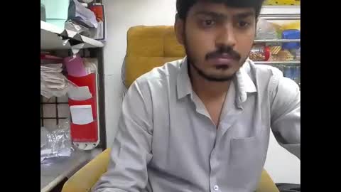 Snapshot of robertsalia220 chatting on October 14, 2025, 12:50 pm Robertsalia online show from October 14, 2025, 12:50 pm