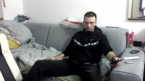 Snapshot of robertxxxpo chatting on February 1, 2025, 9:29 pm Zenek online show from February 1, 2025, 9:29 pm