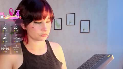 robin D online show from November 30, 2025, 12:09 pm