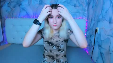 Snapshot of robinkhelless chatting on February 13, 2025, 12:43 pm robin khelless online show from February 13, 2025, 12:43 pm