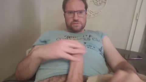 robinouhot online show from February 12, 2025, 4:44 am