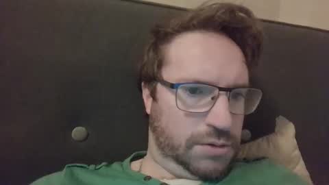 robinouhot online show from February 13, 2025, 4:43 am