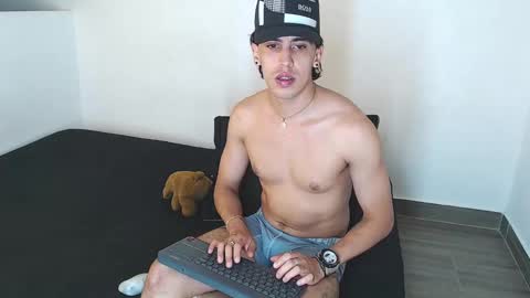 Snapshot of robisson_zack chatting on September 27, 2025, 11:59 am Robisson Zack online show from September 27, 2025, 11:59 am