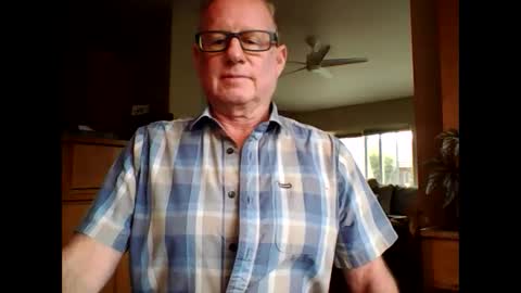 Snapshot of robo0000 chatting on September 29, 2025, 6:57 pm robo0000 online show from September 29, 2025, 6:57 pm