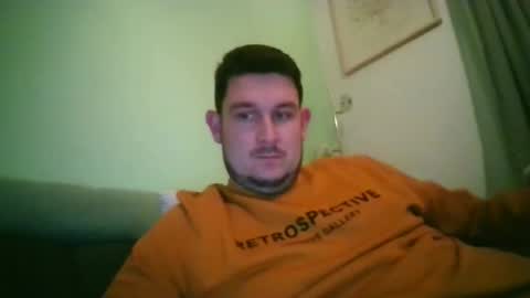 Snapshot of robtheman94 chatting on October 29, 2025, 10:11 pm Robin online show from October 29, 2025, 10:11 pm